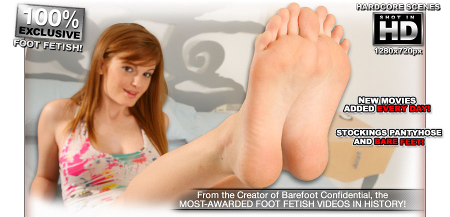 Foot Fetish in Stockings, Pantyhose and Bare Feet!